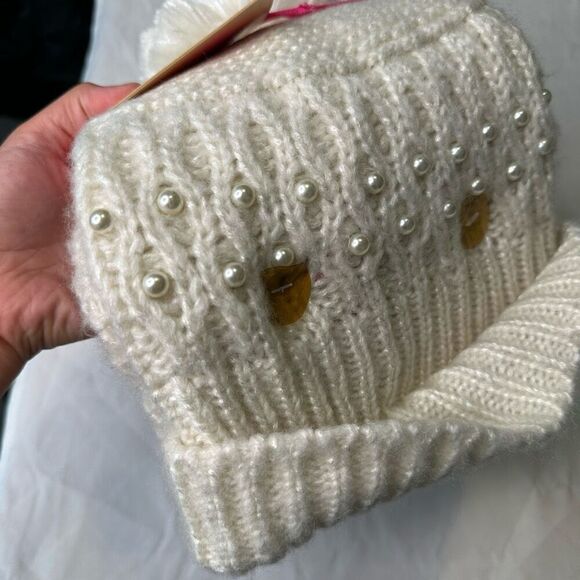 Betsey Johnson Faux Pearl Embellished Beanie & Snood Set One Size Ivory Knit NWT - Picture 2 of 3